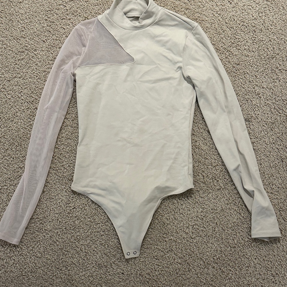 Abercrombie Mesh Long Sleeve Bodysuit in XS (never been worn)
